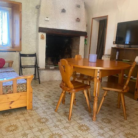 “Casa Rosi” Appartamento In Zona Medievale بيسوني المظهر الخارجي الصورة