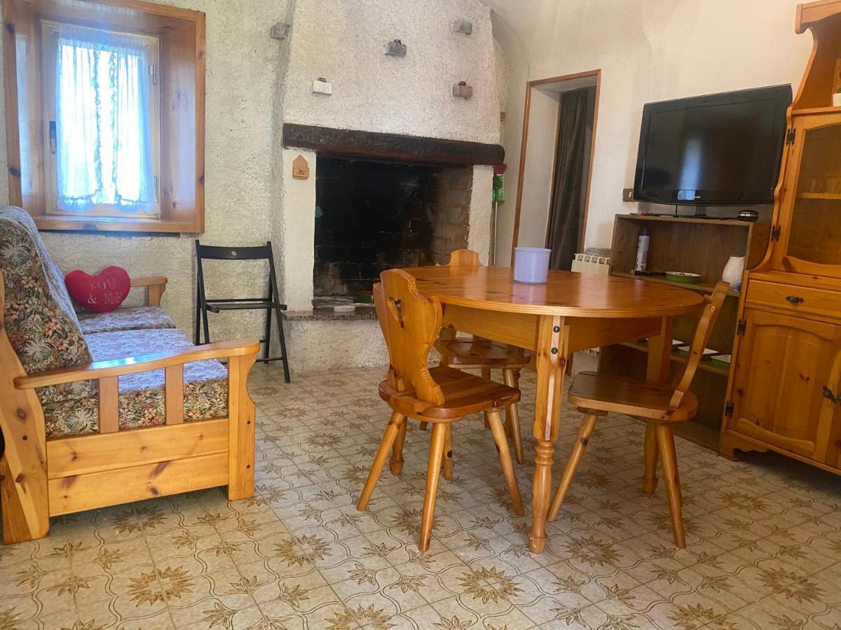 “Casa Rosi” Appartamento In Zona Medievale بيسوني المظهر الخارجي الصورة
